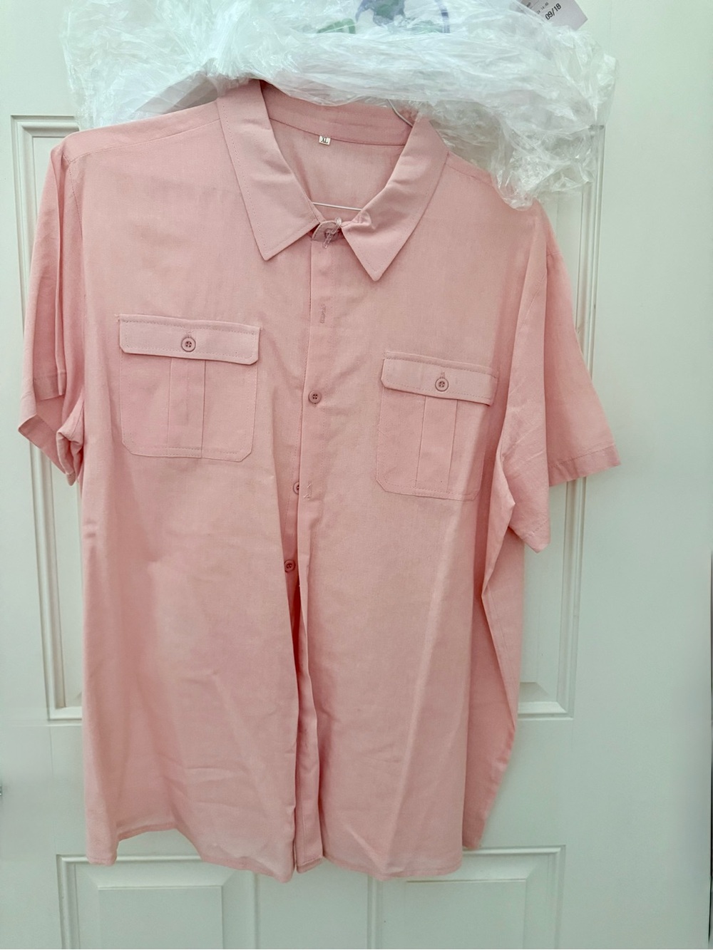 Men's Short-Sleeve Button-Up Shirt - Pink